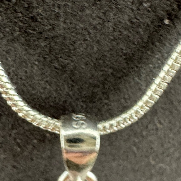 Rose Quartz Heart Pendant Necklace on Silver 925 Bail & Stainless Steel Chain - Picture 5 of 10